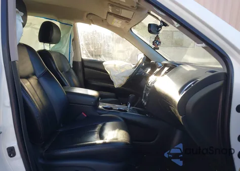 2018 Nissan Pathfinder Sl из США, поврежденный, VIN 5N1DR2MN5JC621156